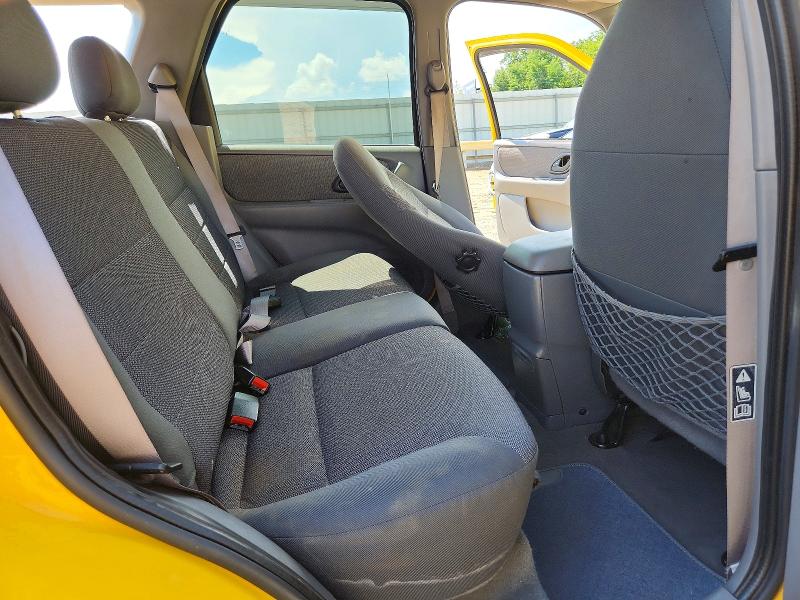 Продажа на аукционе авто 2001 Ford Escape, vin: 1FMYU04161KF54042, номер лота: 64110876