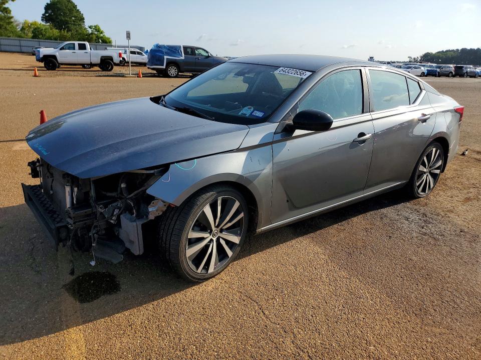 2020 Nissan Altima მანქანა იყიდება აუქციონზე, vin: 1N4BL4CV0LC228460, აუქციონის ნომერი: 64322656