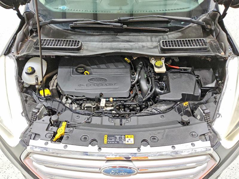 63405226 :رقم المزاد ، 1FMCU0GD6HUC07373 vin ، 2017 Ford Escape مزاد بيع