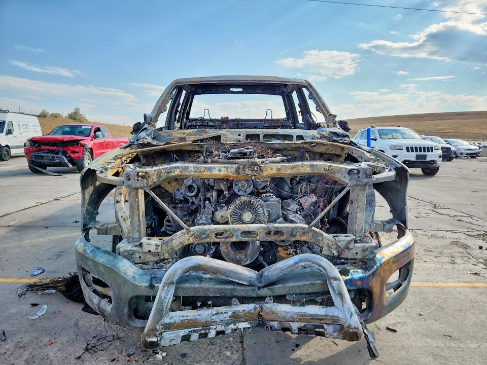 64218846 :رقم المزاد ، 3C6UR5DL0KG543864 vin ، 2019 Ram 2500 مزاد بيع