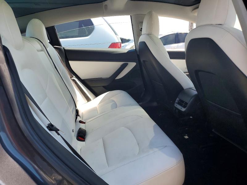 Продаж на аукціоні авто 2018 Tesla Model 3, vin: 5YJ3E1EB8JF111848, номер лоту: 64804306