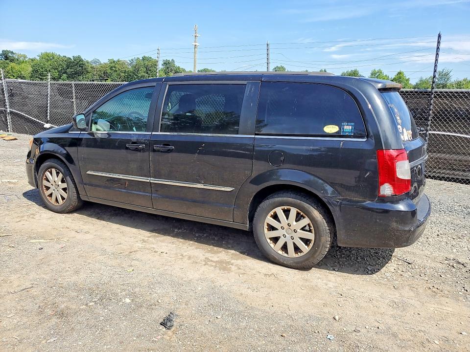65529826 :رقم المزاد ، 2C4RC1BG5GR247996 vin ، 2016 Chrysler Town & Country مزاد بيع