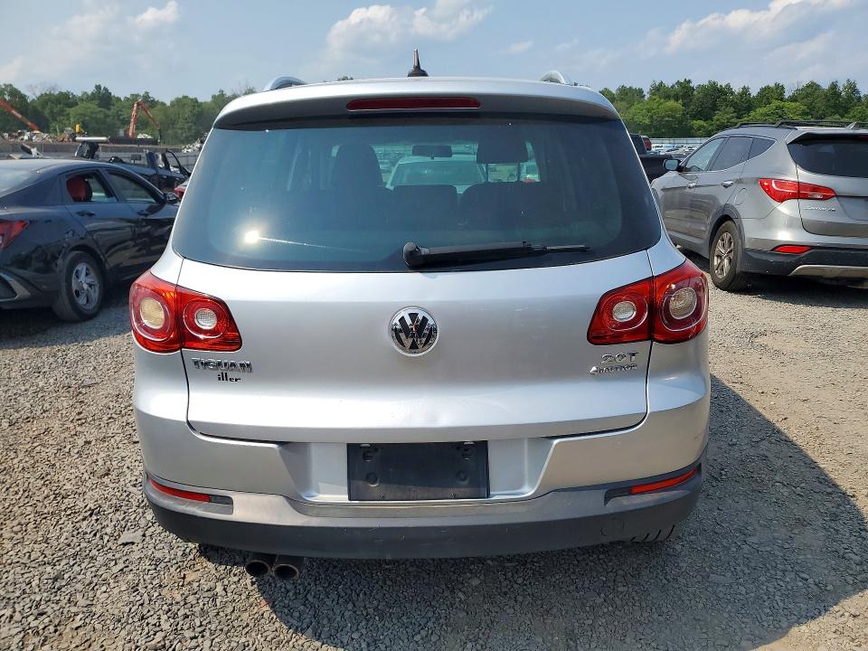 2011 Volkswagen Tiguan მანქანა იყიდება აუქციონზე, vin: WVGBV7AXXBW552468, აუქციონის ნომერი: 65033786