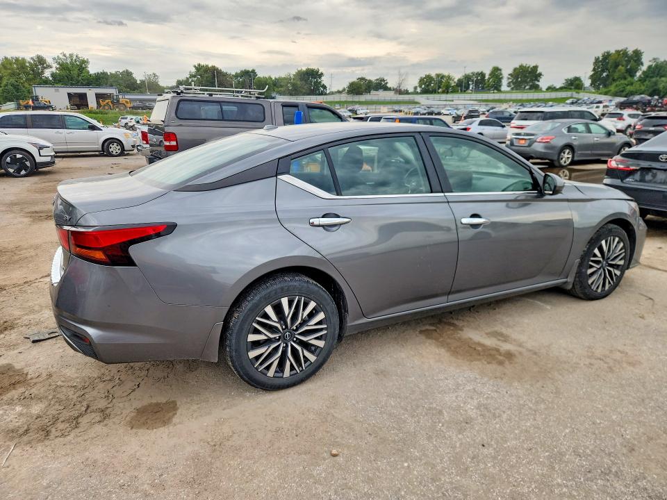 65482316 :رقم المزاد ، 1N4BL4DWXPN323013 vin ، 2023 Nissan Altima مزاد بيع