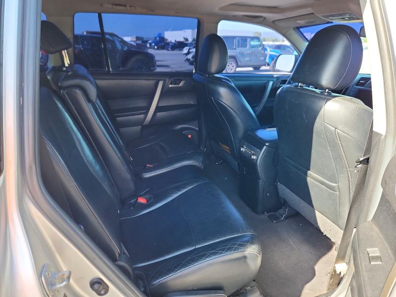 2012 Toyota Highlander მანქანა იყიდება აუქციონზე, vin: 5TDBK3EH3CS128656, აუქციონის ნომერი: 63172556