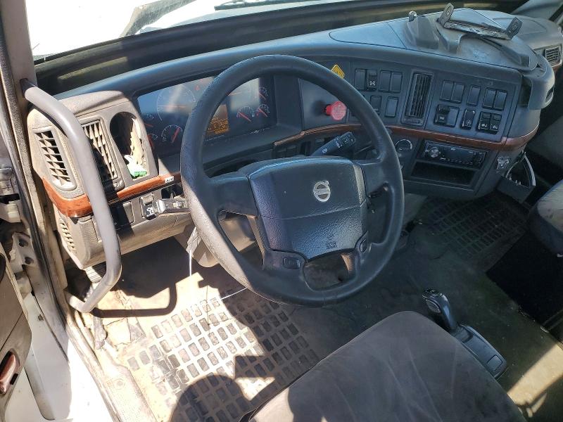 Продажа на аукционе авто 2011 Volvo Vnl, vin: 4V4NC9EG9BN532932, номер лота: 64145506