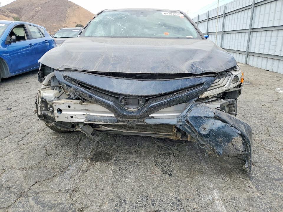 Продажа на аукционе авто 2019 Toyota Camry, vin: 4T1B61HK2KU827833, номер лота: 64297226