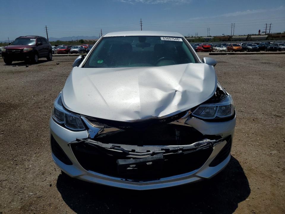 63807546 :رقم المزاد ، 1G1BC5SM8K7148557 vin ، 2019 Chevrolet Cruze مزاد بيع