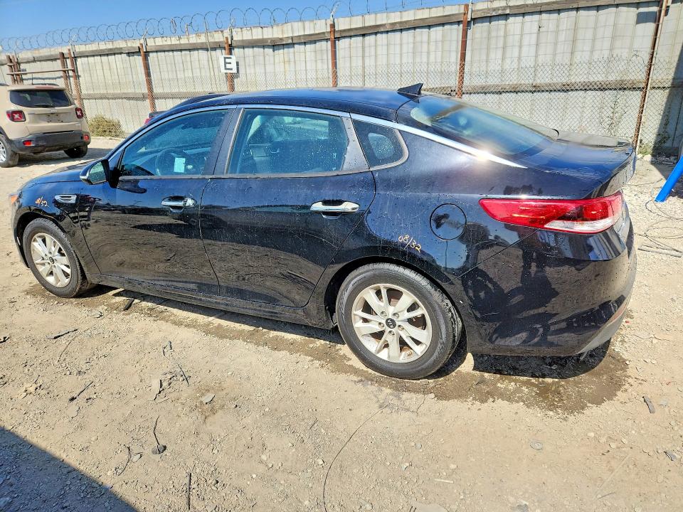 Продажа на аукционе авто 2016 Kia Optima, vin: 5XXGT4L35GG114636, номер лота: 63931056