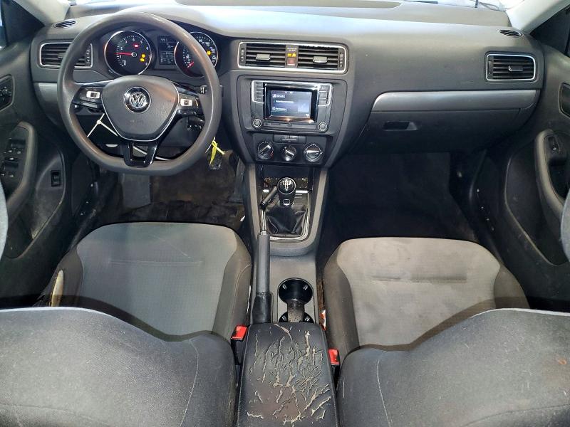 66904246 :رقم المزاد ، 3VW167AJ5HM241352 vin ، 2017 Volkswagen Jetta مزاد بيع