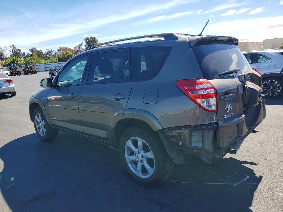 63525406 :رقم المزاد ، 2T3YF4DV3BW081721 vin ، 2011 Toyota Rav4 مزاد بيع