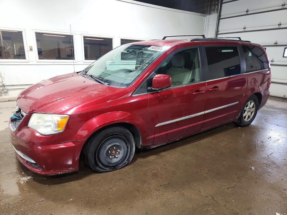 64503616 :رقم المزاد ، 2A4RR5DG4BR677038 vin ، 2011 Chrysler Town & Country مزاد بيع
