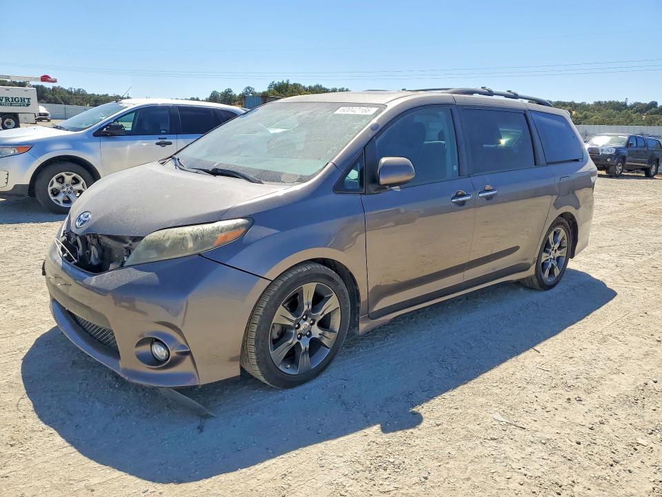 Продажа на аукционе авто 2015 Toyota Sienna, vin: 5TDXK3DC1FS613829, номер лота: 60042166