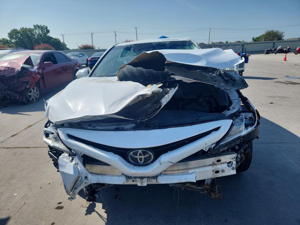 64066896 :رقم المزاد ، 4T1G11AKXLU966317 vin ، 2020 Toyota Camry مزاد بيع