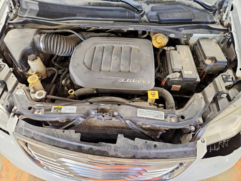 64567196 :رقم المزاد ، 2C4RC1GG7GR166975 vin ، 2016 Chrysler Town & Country مزاد بيع