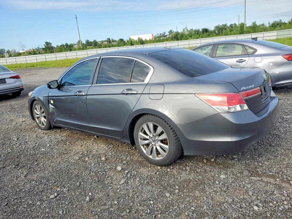 64898806 :رقم المزاد ، 1HGCP2F74BA803613 vin ، 2011 Honda Accord مزاد بيع
