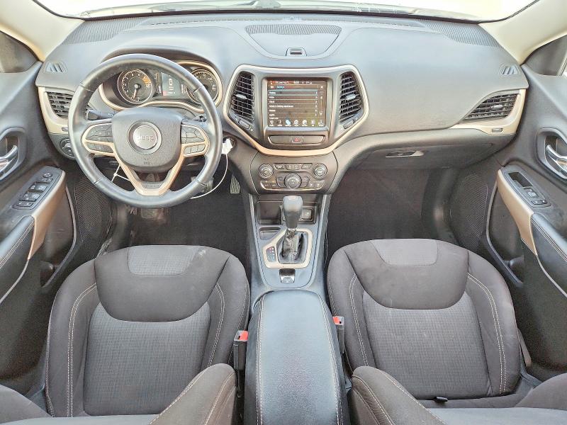 63945596 :رقم المزاد ، 1C4PJLCS1HW663323 vin ، 2017 Jeep Cherokee مزاد بيع