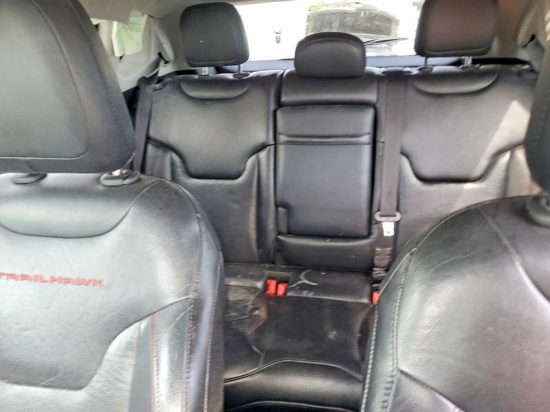 66393546 :رقم المزاد ، 3C4NJDDB9JT211935 vin ، 2018 Jeep Compass مزاد بيع