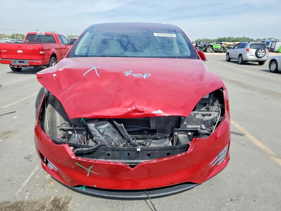 Продаж на аукціоні авто 2018 Tesla Model X, vin: 5YJXCBE44JF095534, номер лоту: 63785436