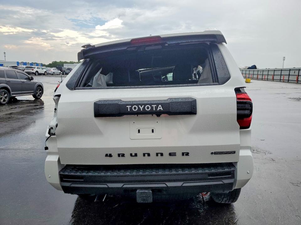 Продажа на аукционе авто 2025 Toyota 4runner, vin: JTEVB5BR5S5009318, номер лота: 66614326