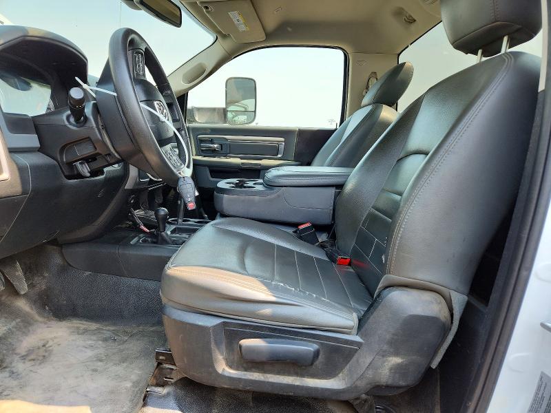63264816 :رقم المزاد ، 3C7WRNBJ6HG604231 vin ، 2017 Ram 5500 مزاد بيع