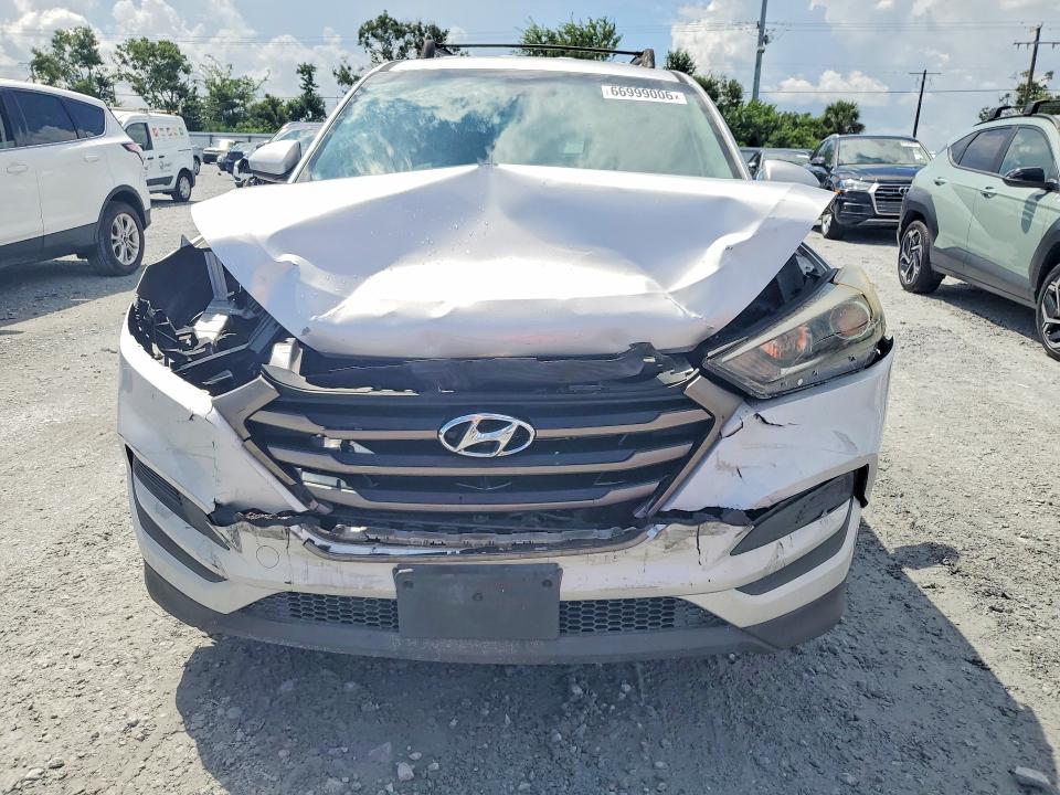 66999006 :رقم المزاد ، KM8J23A43GU062072 vin ، 2016 Hyundai Tucson مزاد بيع