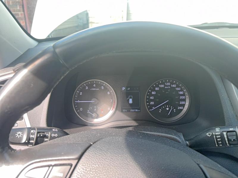 65453546 :رقم المزاد ، KM8J3CA21HU264373 vin ، 2017 Hyundai Tucson مزاد بيع