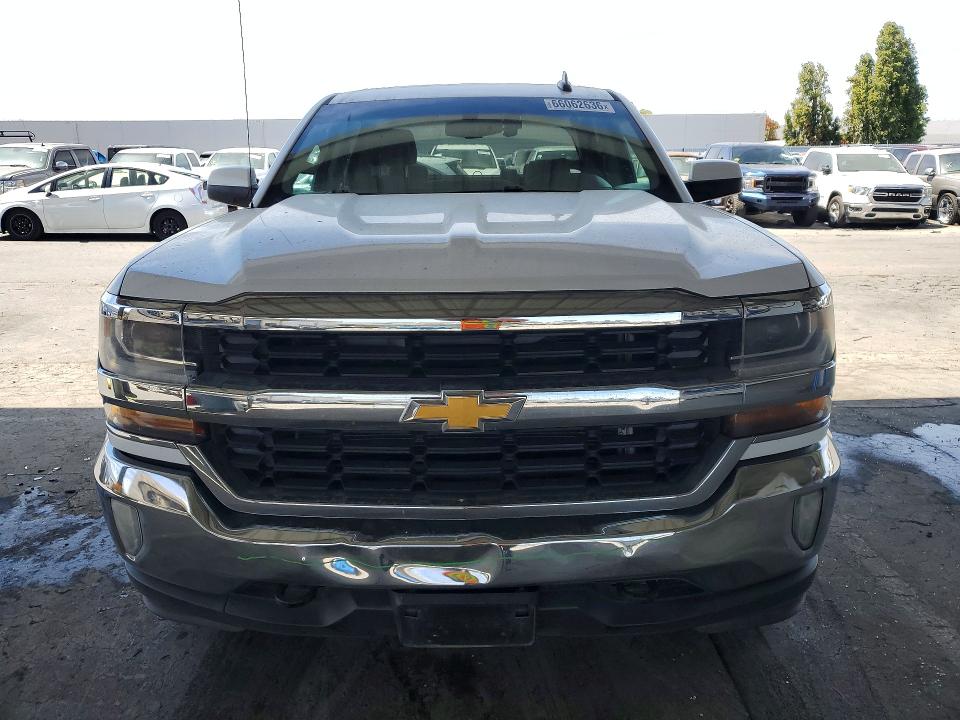 2016 Chevrolet Silverado მანქანა იყიდება აუქციონზე, vin: 3GCUKREC5GG161999, აუქციონის ნომერი: 66062636