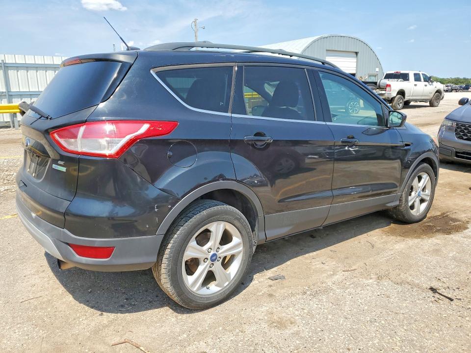 2013 Ford Escape მანქანა იყიდება აუქციონზე, vin: 1FMCU0GX4DUA04177, აუქციონის ნომერი: 64848366