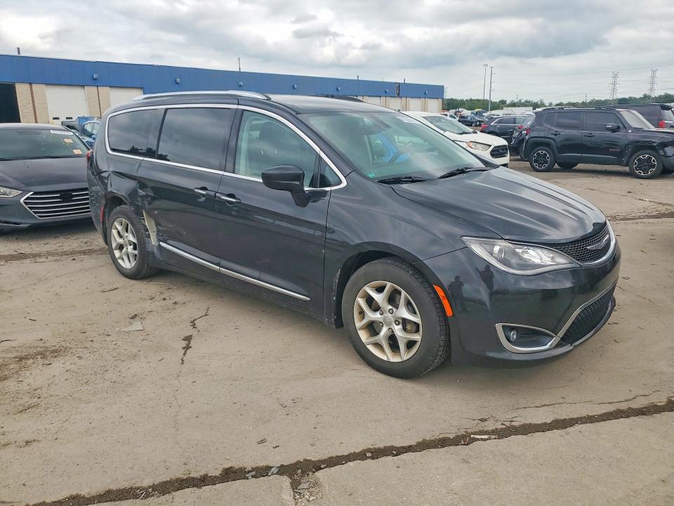 2017 Chrysler Pacifica მანქანა იყიდება აუქციონზე, vin: 2C4RC1EG3HR669603, აუქციონის ნომერი: 61526206