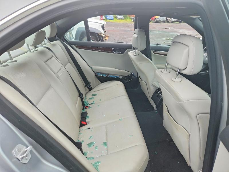 64378036 :رقم المزاد ، WDDGF5EB5AR102031 vin ، 2010 Mercedes-benz C مزاد بيع