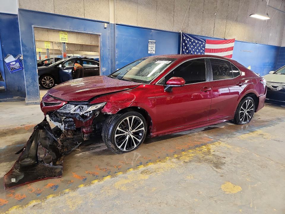 Auction sale of the 2018 Toyota Camry, vin: 4T1B11HK1JU577398, lot number: 64319216
