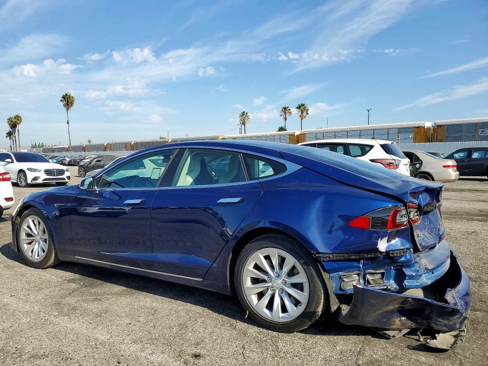 Aukcja sprzedaży 2018 Tesla Model S, vin: 5YJSA1E23JF281414, numer aukcji: 66127906