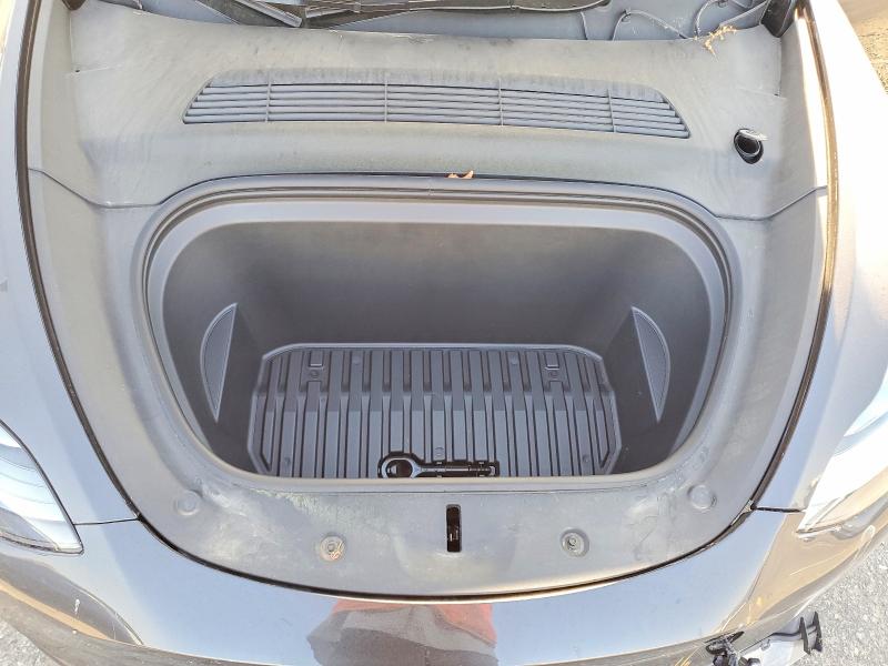 Продаж на аукціоні авто 2025 Tesla Model Y, vin: 7SAYGDEE0SF216643, номер лоту: 63767196