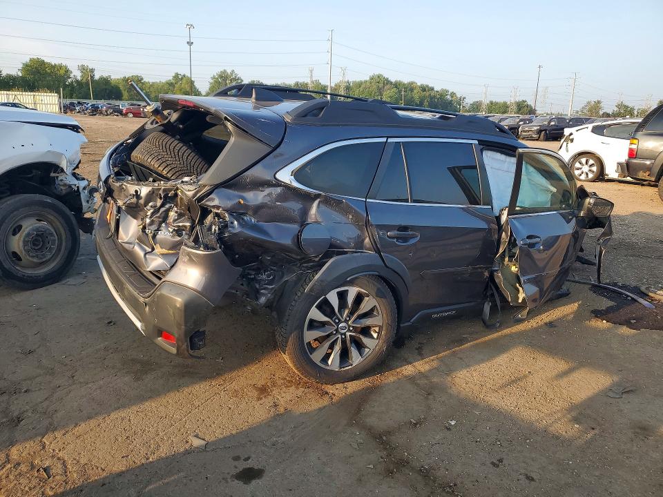 65886066 :رقم المزاد ، 4S4BTANC2P3209155 vin ، 2023 Subaru Outback مزاد بيع