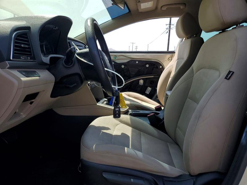 64493236 :رقم المزاد ، 5NPD74LF3HH190329 vin ، 2017 Hyundai Elantra مزاد بيع