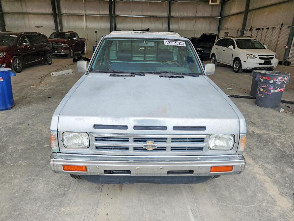 62903026 :رقم المزاد ، 1N6SD11S9NC343654 vin ، 1992 Nissan Truck مزاد بيع