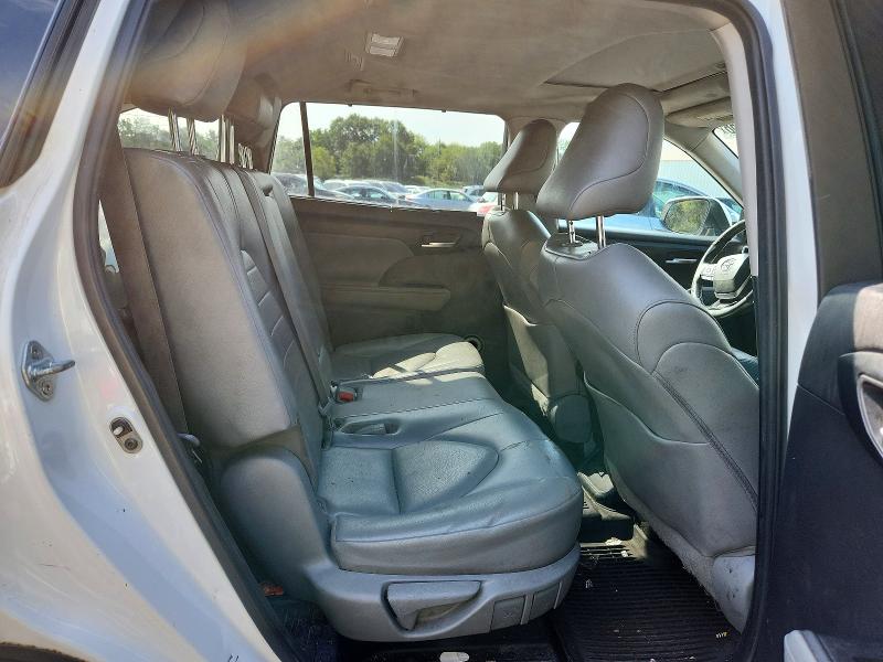 Aukcja sprzedaży 2022 Toyota Highlander, vin: 5TDGZRBH2NS560599, numer aukcji: 67138356