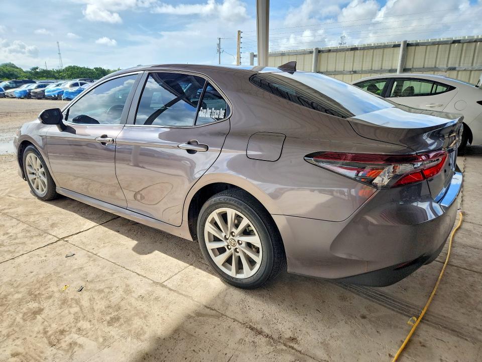 Aukcja sprzedaży 2022 Toyota Camry, vin: 4T1C11AK2NU669432, numer aukcji: 64214856