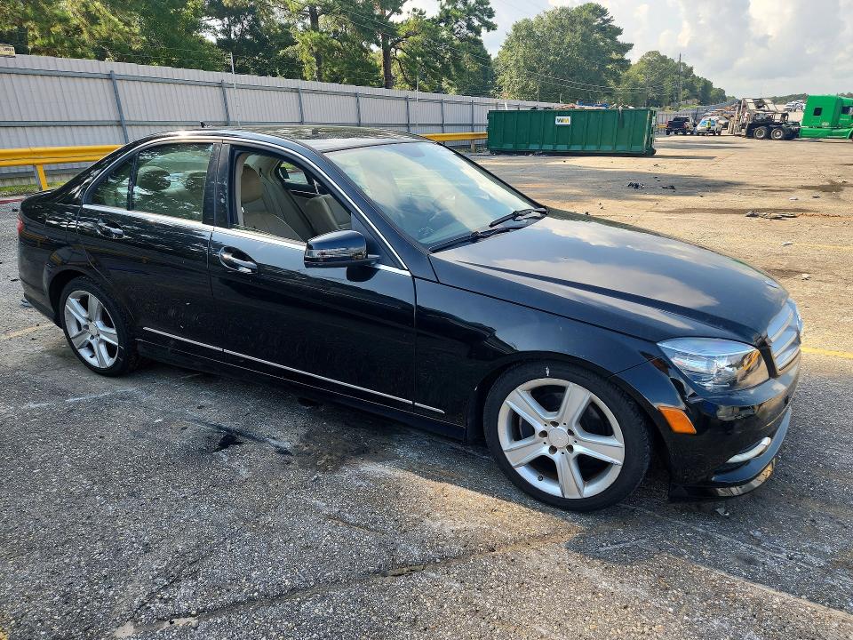 Продаж на аукціоні авто 2011 Mercedes-benz C, vin: WDDGF8BB2BR156152, номер лоту: 64093516