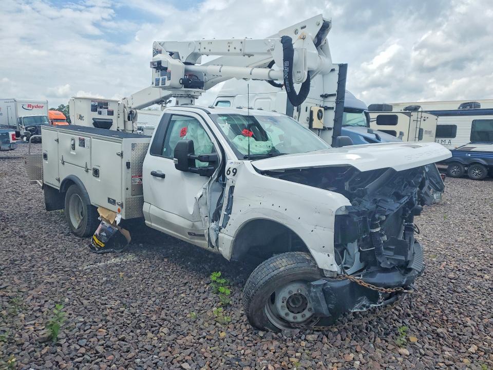 Продажа на аукционе авто 2023 Ford F550, vin: 1FDUF5HT6PDA10011, номер лота: 63212196