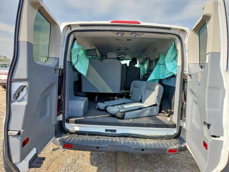 67329696 :رقم المزاد ، 1FBZX2ZM1FKA31487 vin ، 2015 Ford Transit مزاد بيع