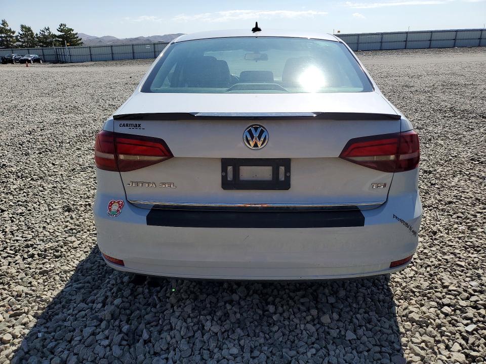 63337416 :رقم المزاد ، 3VWL17AJ7HM382429 vin ، 2017 Volkswagen Jetta مزاد بيع