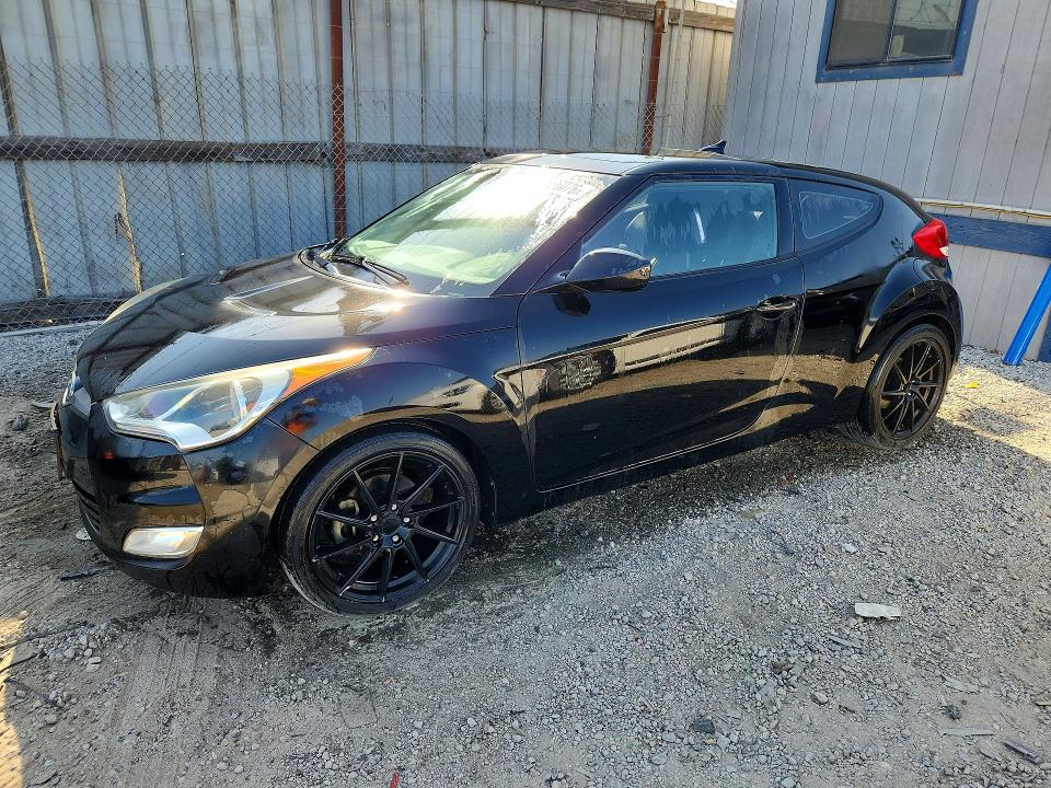 Продаж на аукціоні авто 2013 Hyundai Veloster, vin: KMHTC6AD5DU144436, номер лоту: 64036076