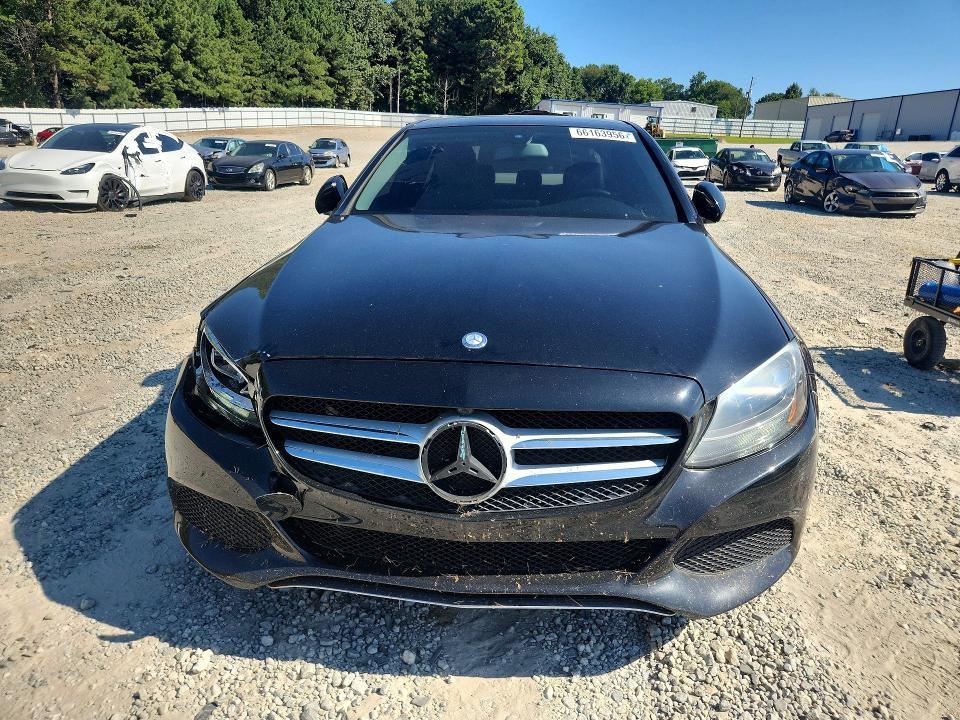 2017 Mercedes-benz C მანქანა იყიდება აუქციონზე, vin: 55SWF4JB1HU222851, აუქციონის ნომერი: 66163956