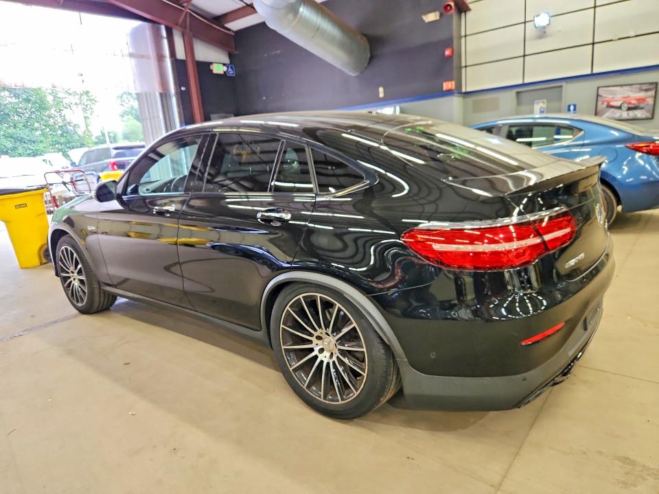 67076306 :رقم المزاد ، WDC0J6EB9KF495996 vin ، 2019 Mercedes-benz Glc Coupe مزاد بيع