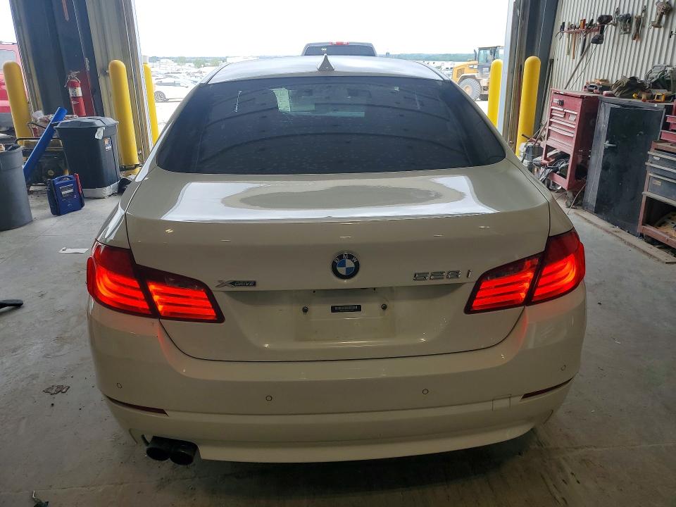 65163006 :رقم المزاد ، WBAXH5C54DD113392 vin ، 2013 Bmw 528 مزاد بيع