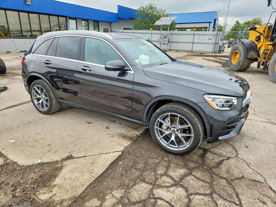 64763206 :رقم المزاد ، W1N0G8EB8NV380521 vin ، 2022 Mercedes-benz Glc مزاد بيع