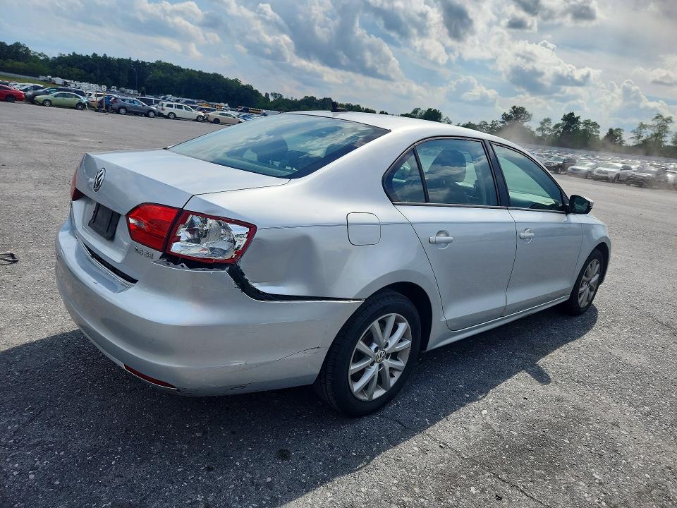 66007476 :رقم المزاد ، 3VWDP7AJ8CM323157 vin ، 2012 Volkswagen Jetta مزاد بيع