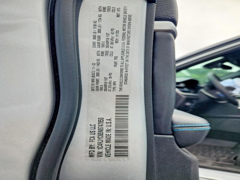 64541576 :رقم المزاد ، 1C4RJYC65N8747850 vin ، 2022 Jeep Grand Cherokee مزاد بيع